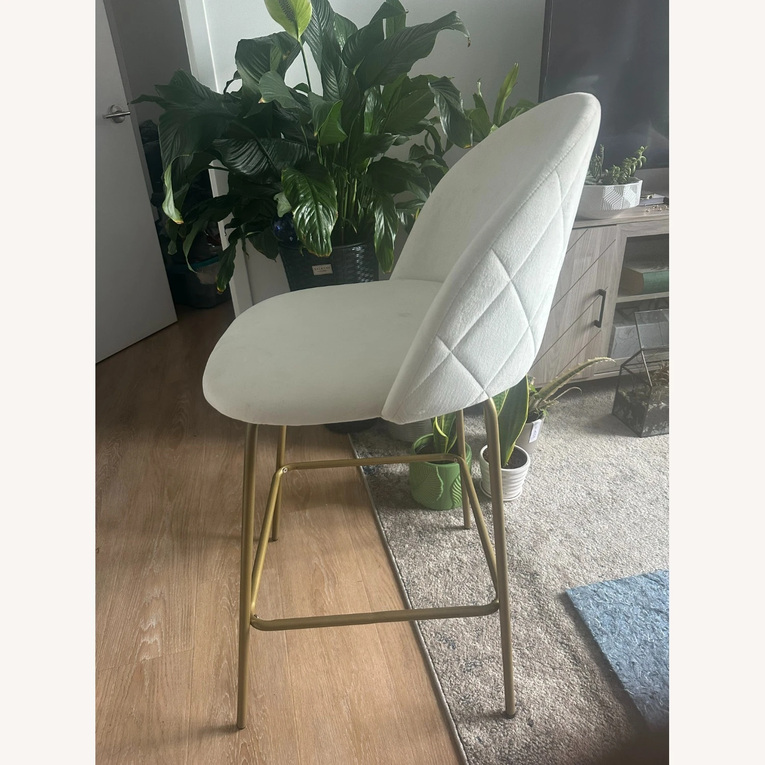 Velvet Diamond Quilted - White/Beige & Gold - Image 7