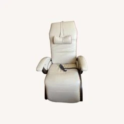 Other NOVUS 3.0 Powered Zero Gravity Recliner