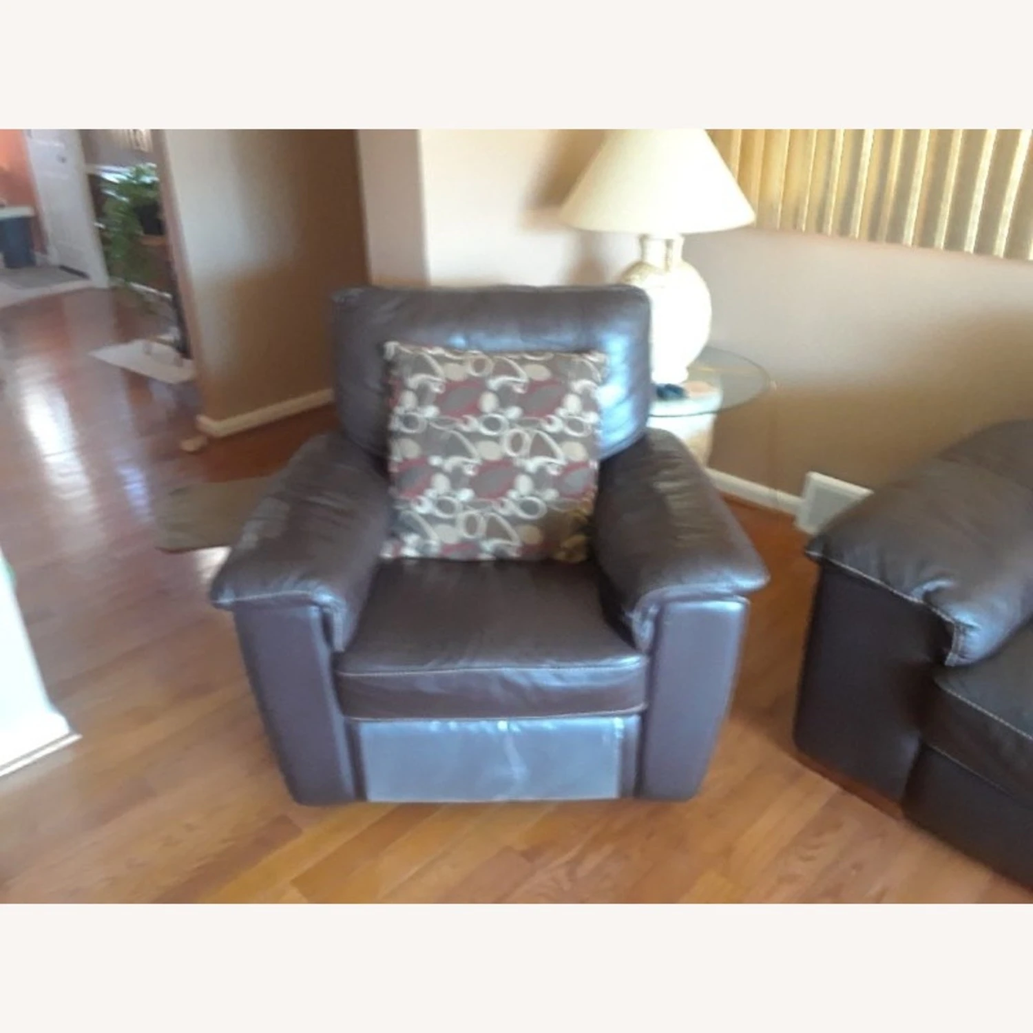 Swivel Rocking Recliner - Image 4