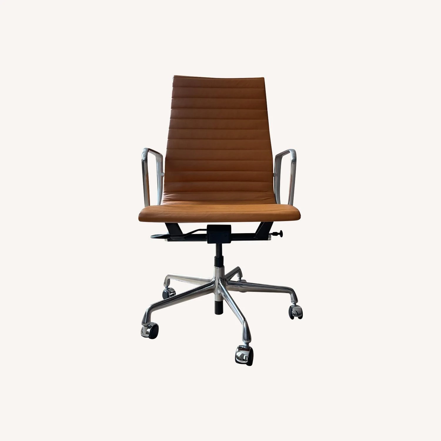 Design Within Reach Eames Aluminum Group Chair, Executive - Image 4