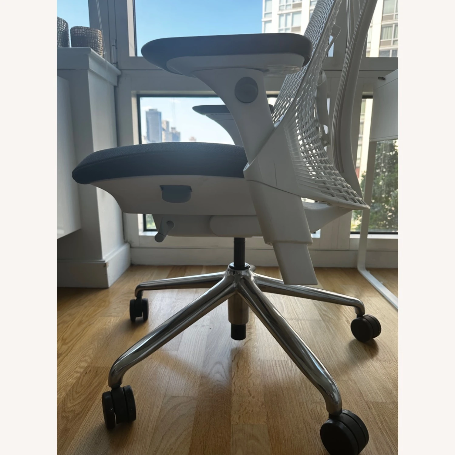 Herman Miller Sayl Chair - Image 8