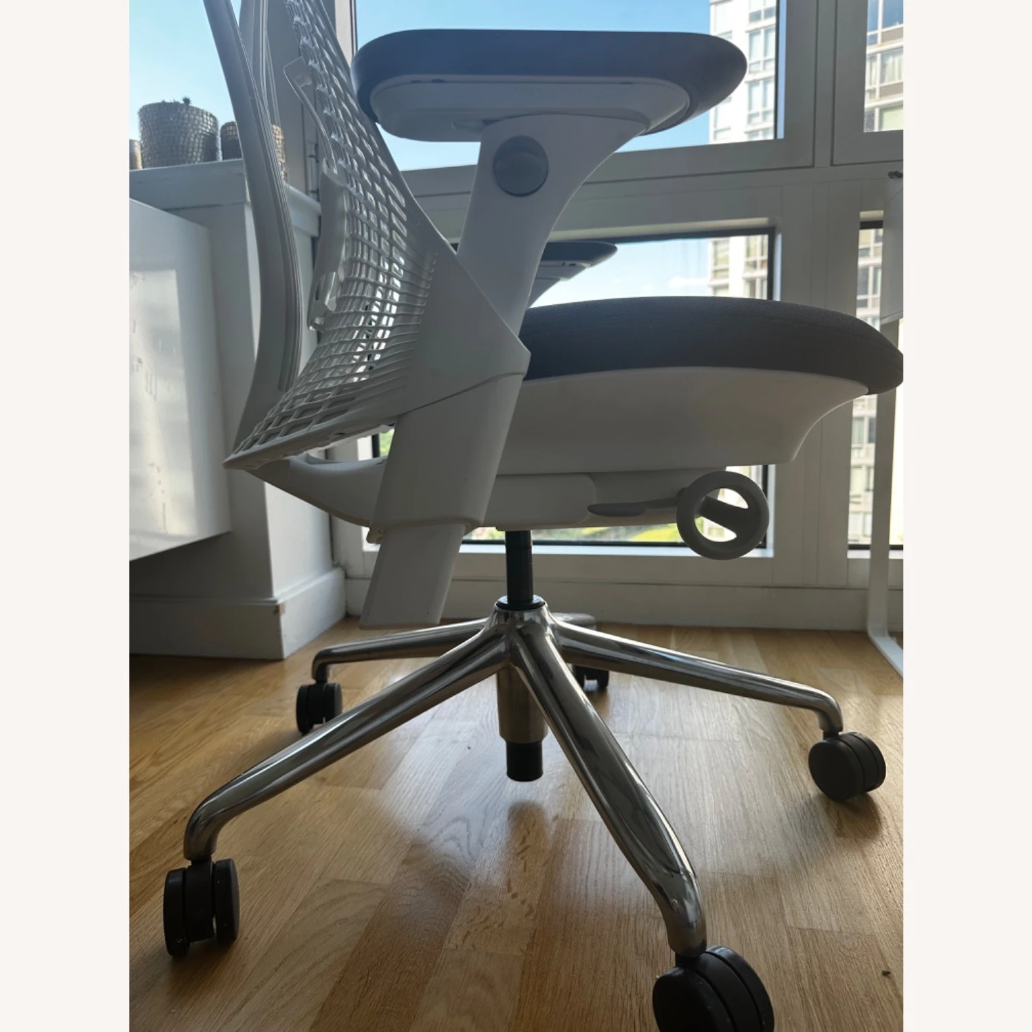 Herman Miller Sayl Chair - Image 9